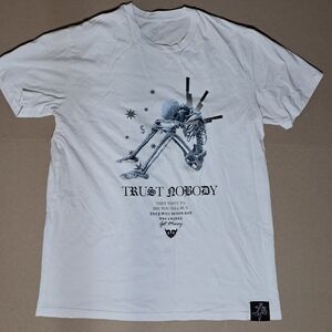 Trust Nobody White Graphic Tee